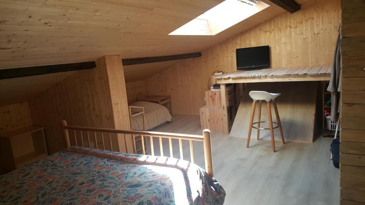 Maison Rochefort quartier Montrival Extérieur photo